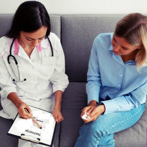 Café-Gespräche: Nachsorge nach Brustkrebserkrankung